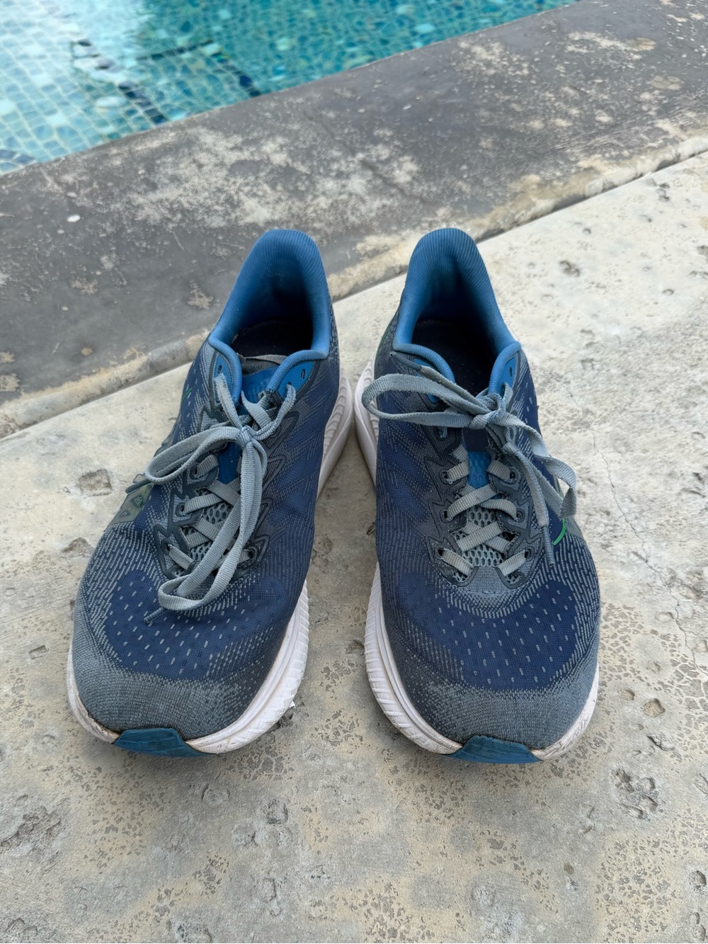Hoka “Mach 6” in Downpour / Thundercloud